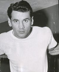File:Bobby Dykes.JPG