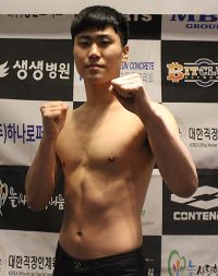 File:Boo Hyun Baek.jpg