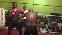 File:Briamah Kamoko vs. John Dugu 021.jpg