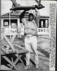 File:Buster Mathis 1969.jpg