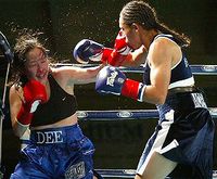 File:Carina Moreno vs. Dee Hamaguchi.jpg