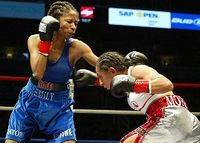 File:Carina Moreno vs. Emily Kelly.jpg