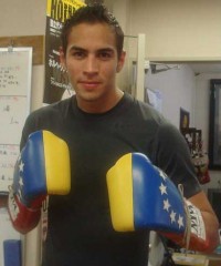 File:Carlos Linares.jpg