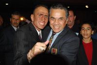 File:Chicanito Hernandez & mando Muniz.jpg