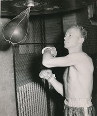 File:Chuck Davey52.JPG