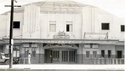 Civ auditorium honolulu.jpg