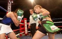 File:Débora Anahí Dionicius vs. María del Carmen Potenza.jpg