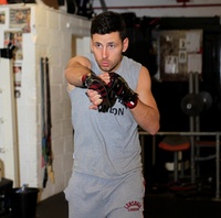 File:DARREN BARKER TRAINING 83.jpg