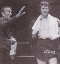 File:Danny Little Red Lopez with trainer Howie Steindler.jpg