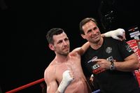 File:Darren Barker after Spada win.JPG