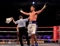 File:Darren Barker celebrates win over Kerry Hope.jpg