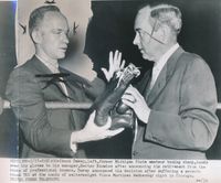 File:Davey-Knowles.JPG