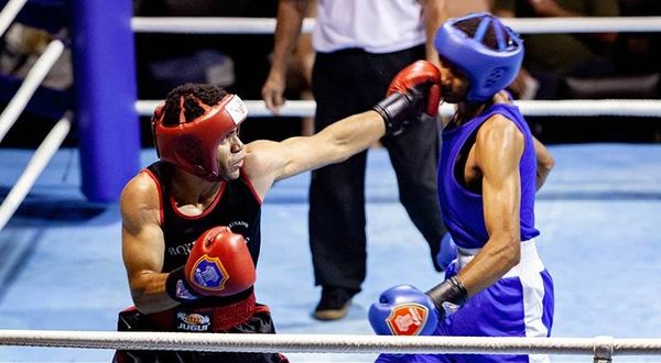 Davi Costa vs. Caique Bento.jpg