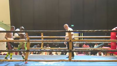 DeMarcus Corley vs. Patrick Lopez 008.jpg