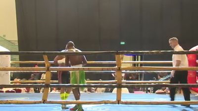 DeMarcus Corley vs. Patrick Lopez 018.jpg
