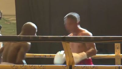 DeMarcus Corley vs. Patrick Lopez 073.jpg