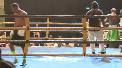 DeMarcus Corley vs. Patrick Lopez 080.jpg