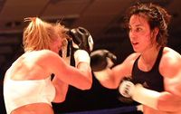 File:Deborah Fettkether vs. Lisa Holewyne (1st meeting).jpg