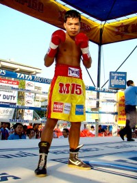 File:Dechapol Kokietgym.jpg