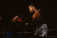File:Denny Nelson ref Nunn vs Curry.jpg