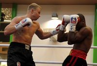 File:Dmytro Kucher vs. Julio Cesar Dos Santos-04.jpg