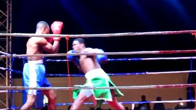 Dodzi Kemeh vs. Francis Appalo 009.jpg