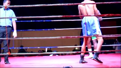 Dodzi Kemeh vs. Francis Appalo 020.jpg