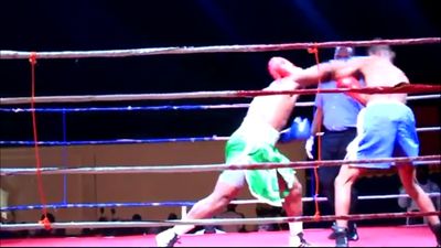 Dodzi Kemeh vs. Francis Appalo 043.jpg