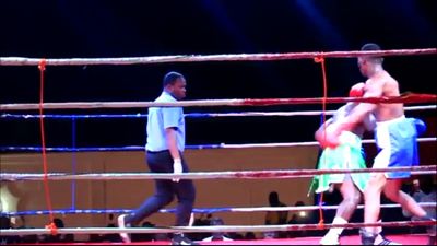 Dodzi Kemeh vs. Francis Appalo 046.jpg