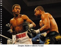 File:Douglas Ataíde vs Gilberto Yorubá.jpg