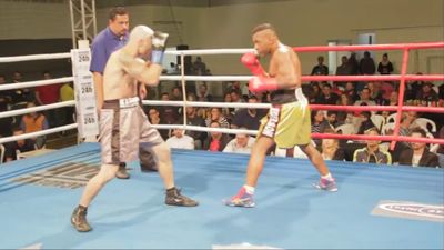 Edelson dos Santos Silva vs. Rodolfo Franz 009.jpg