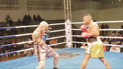 Edelson dos Santos Silva vs. Rodolfo Franz 013.jpg