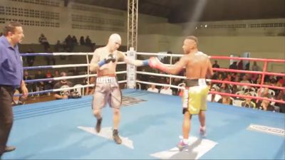 Edelson dos Santos Silva vs. Rodolfo Franz 016.jpg