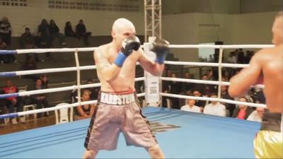 Edelson dos Santos Silva vs. Rodolfo Franz 020.jpg