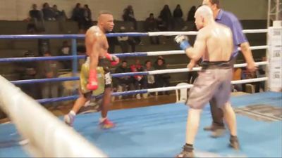 Edelson dos Santos Silva vs. Rodolfo Franz 028.jpg