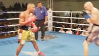 File:Edelson dos Santos Silva vs. Rodolfo Franz 033.jpg