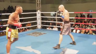 Edelson dos Santos Silva vs. Rodolfo Franz 038.jpg