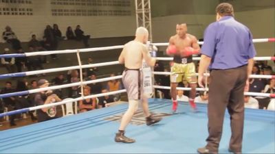Edelson dos Santos Silva vs. Rodolfo Franz 065.jpg