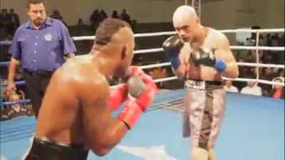 Edelson dos Santos Silva vs. Rodolfo Franz 072.jpg