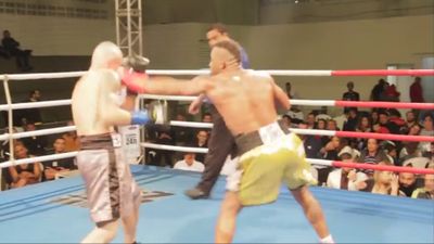 Edelson dos Santos Silva vs. Rodolfo Franz 074.jpg