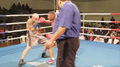 Edelson dos Santos Silva vs. Rodolfo Franz 082.jpg