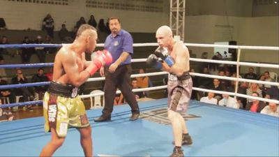 Edelson dos Santos Silva vs. Rodolfo Franz 089.jpg