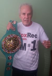 Eder Jofre 1 BoxRec .jpg