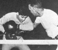 File:Elvis sparring Galahadtrainng.jpg