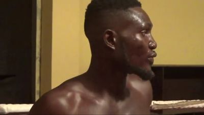 Emmanuel Mensah vs. Rashid Musu 001.jpg
