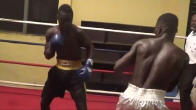 Emmanuel Mensah vs. Rashid Musu 010.jpg
