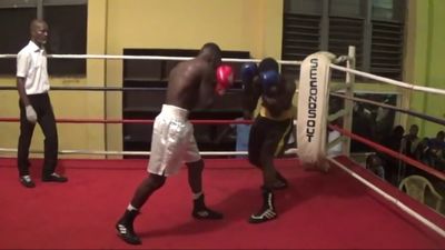 Emmanuel Mensah vs. Rashid Musu 016.jpg