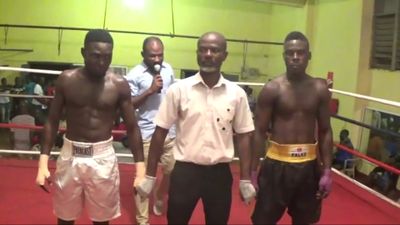 Emmanuel Mensah vs. Rashid Musu 037.jpg