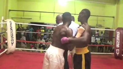 Emmanuel Mensah vs. Rashid Musu 040.jpg