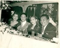 File:Enrique Bolanos, Baby Arizmendi and their ladies.jpg